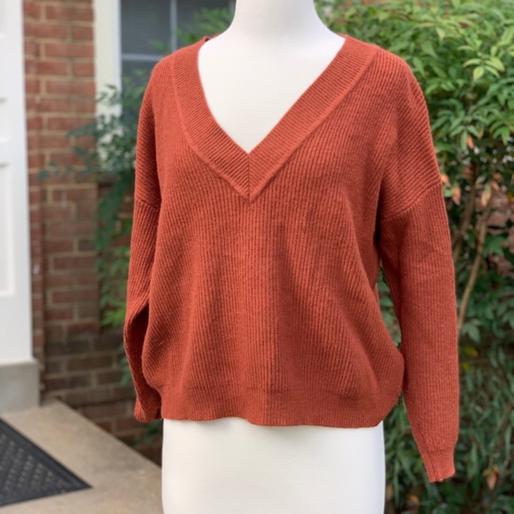 forever 21 ribbed v-neck sweater